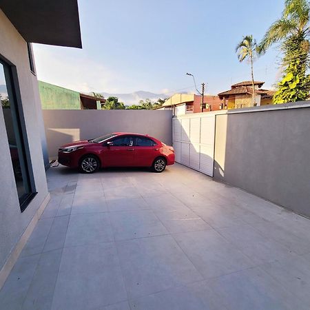 Linda Casa A 200M Da Praia Do Capricornio Caraguatatuba Bagian luar foto